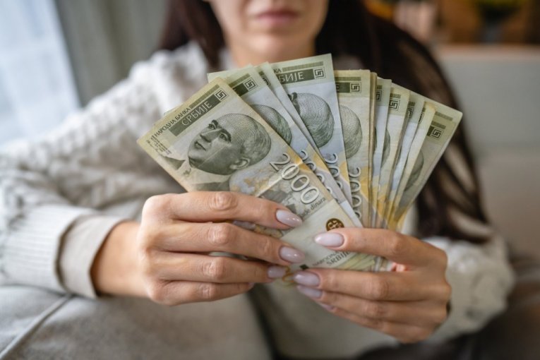 Zarada i do 400.000 dinara u Srbiji: Posao bez diplome koji pretvara domaće voće u čist profit