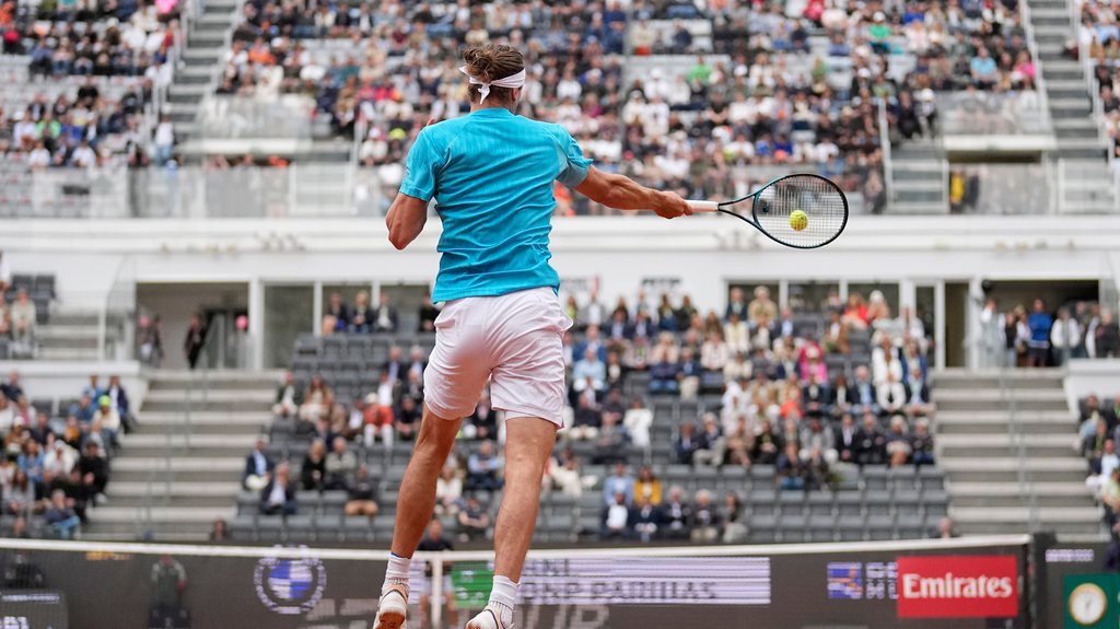 Zverev se prošetao do finala! Sada čeka ishod duela Đoković - Siner