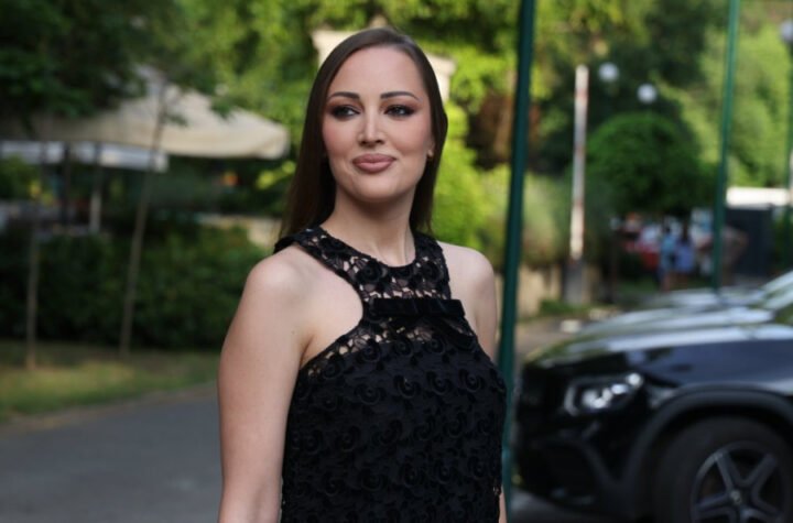 ALEKSANDRA PRIJOVIĆ POKAZALA PRAVO LICE, FANOVI OGORČENI NA NJU: Nikad veća HAJKA na pevačicu, sve obelodanjeno u javnost, KO STOJI iza svega?