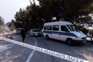 BALKAN U NEVERICI: Mladić iz BiH ukrao pištolj obezbeđenju, pa nakon potere IZVRŠIO SAMOUBISTVO i to kod najpoznatije TURISTIČKE DESTINACIJE!