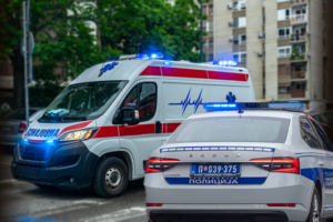 BURNA NOĆ U BEOGRADU: Tri osobe povređene u udesima, Hitna pomoć imala 109 intervencija – pojedini završili na VMA!