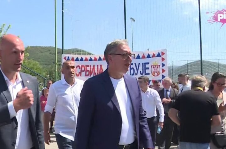 Blokaderi priznali da je Vučić građanima pružio ekonomsku stabilnost: Moramo slagati narod da ćemo uraditi isto, samo da glasaju za nas