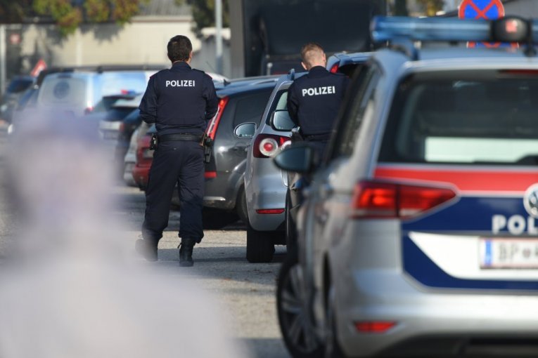 DANIJEL NOŽEM IZBO ĆERKU (8) DOK JE SPAVALA! Policiji otkrio bizaran motiv - hteo da je povede sa sobom!