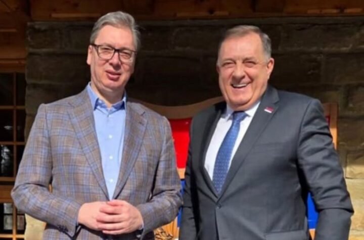 DOČEKUJE IH EPISKOP SERGIJE! Vučić i Dodik sutra u manastiru Rmanj!