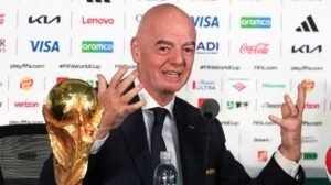 HAOS OKO INFANTINA SE NE STIŠAVA! FIFA hitno reagovala zbog priče o Trampu, ali pritisak ne popušta
