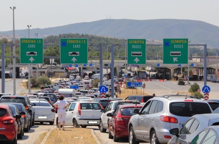 KRENUO NA MORE U GRČKU PA VRAĆEN SA GRANICE: Mladić zbog 3.000 dinara doživeo šok