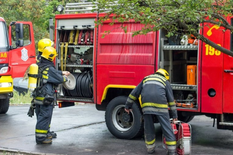 LOKALIZOVAN POŽAR U KLADOVU! Izgorelo preko 1.300 hektara površine, vatra gutala sve pred sobom!