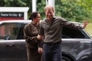 MEGAN MARKL SE VRAĆA STAROM ZANATU! Stigla PONUDA KOJA JE SVE PROMENILA, zbog OVOGA napušta Ameriku!