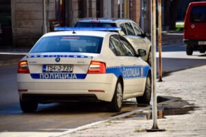 NAČELNIK POLICIJE USMRTIO ŽENU! Motorom uleteo među pešake - IMA I POVREĐENIH!