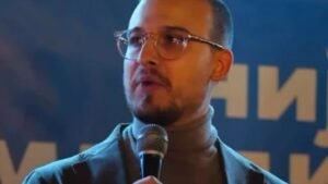 OGLASIO SE SIN LIDERA SNS! BEZ ZADRŠKE, VREME JE DA SE ČUJE ISTINA! Mihailo Vučević POTPUNO OTVORENO: Evo šta se tačno događalo 13. avgusta prošle god