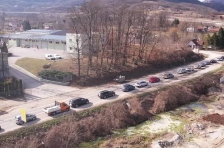 OGROMNE KOLONE OD POŽEGE KA ZLATIBORU I UŽICU! Vozači mile, pazite ako krećete na put! (FOTO)