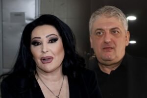 OTIŠLA NA 10 MINUTA OD TONIJEVE KUĆE! Dragana Mirković uživa u Bosni sa kumovima, a evo kako je Bijelić JAVNO UZVRATIO tada na njene reči o razvodu!