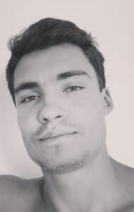 OTKRIVENO GDE SE KRIJE OSUMNJIČENI ZA TROSTRUKO UBISTVO U DANILOVGRADU Hitno se oglasila policija: Blokiran grad, dignut i helikopter Vojske