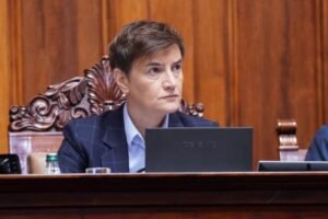"PA NI VI NE VERUJETE VAŠIM ISTRAŽIVANJIMA, JER DA VERUJETE, SADA BISTE SLAVILI!" Brnabić rasturila blokadere iz CRTA