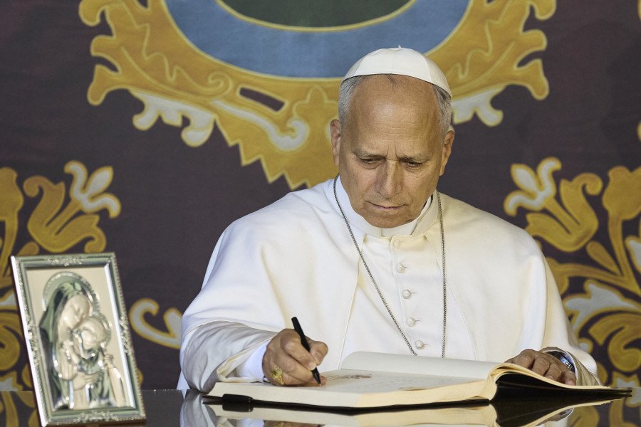 PAPA LAV XIV POTPISAO NOVI USTAV VATIKANA: Promene u vlasti najmanje države na svetu