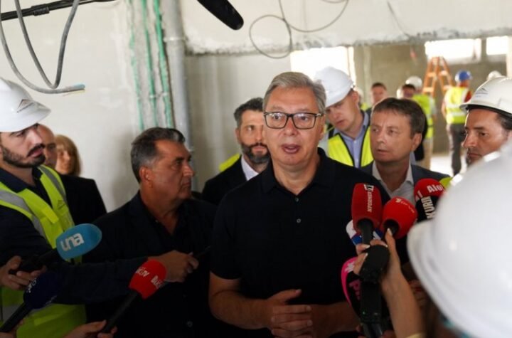 PREDSEDNIK VUČIĆ OBILAZI TOPLIČKI OKRUG: Evo gde će se prvo pojaviti