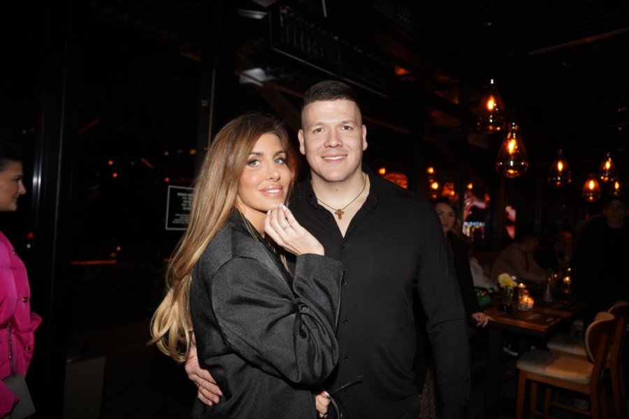 PRVA IZJAVA SUPRUGE SLOBE RADANOVIĆA: Jelena se oglasila nakon što su PROCURILE STRAVIČNE PRETNJE Ane Nikolić, otkrila šta se zaista desilo!