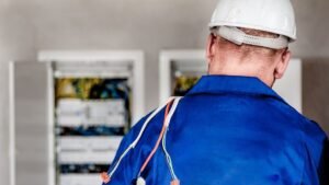 RADOVI NA MREŽI: Elektrodistribucija objavila spisak isključenja u Beogradu