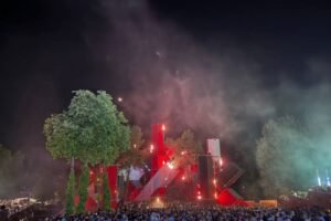 REPUBLIKA U VRNJAČKOJ BANJI: Posetili smo festival koji 19 godina SLAVI LJUBAV I MLADOST, evo kako smo se proveli! (GALERIJA)
