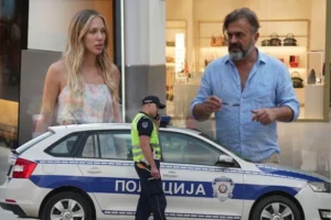 SAZNAJEMO! DRAMA U TRŽNOM CENTRU U BEOGRADU! Ženu Sergeja Trifunovića ZADRŽALA POLICIJA, glumac počeo da DIVLJA ko oparen, evo zbog čega!