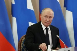 ŠOK U EVROPI! Šef CIA TAJNO sleteo u Moskvu, a iza zatvorenih vrata PUTINU STIGLO MISTERIOZNO UPOZORENJE!