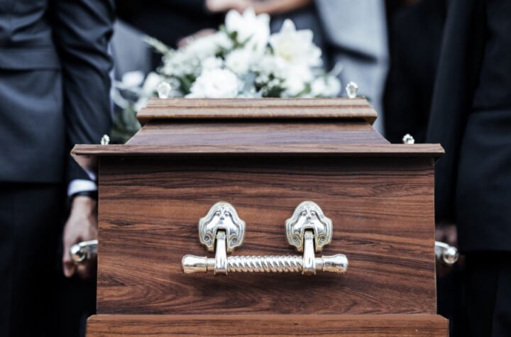 SRPSKI FUDBAL TUGUJE: Preminuo Boban Lazarević