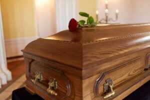 STRAŠNA TRAGEDIJA! Umro čovek koga grobari nikad neće zaboraviti - isplivali horor detalji njegove smrti!