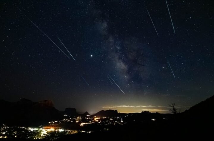 SUTRA NAS ČEKA KIŠA METEORA! Tačno u OVO vreme pogledajte u nebo i zamislite želju!