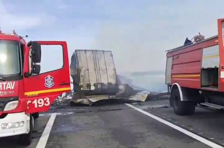 VELIKI POŽAR KOD ŠAPCA: Izgorelo 20 vozila, vatra nastavila da se širi (FOTO)