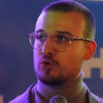 VUČEVIĆ OTVORENO O LAŽNIM OPTUŽBAMA BLOKADERA I DEHUMANIZACIJI: 2.000 tvitova dnevno bilo upereno protiv mene, a onda su došli na naš porodični stan!