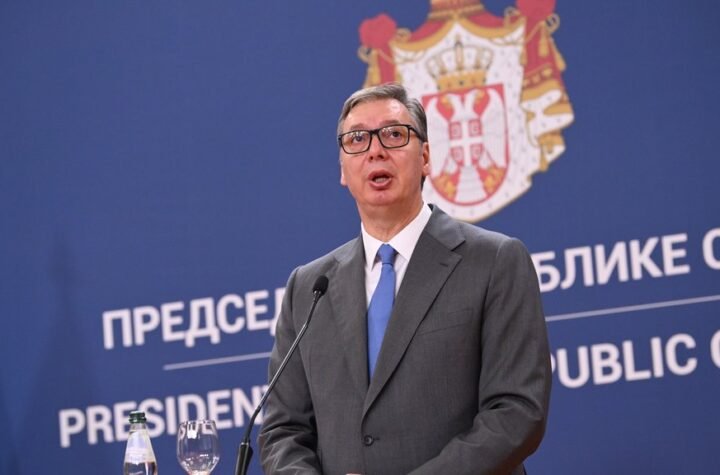 VUČIĆ DANAS OBILAZI RADOVE: Predsednik će obići rekonstrukciju Starog železničkog mosta
