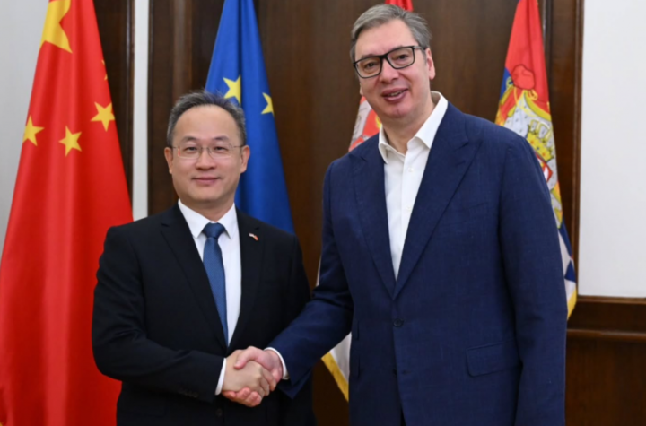 VUČIĆ SA LI MINGOM! Predsednik Srbije se danas sastaje sa ambasadorom Kine!