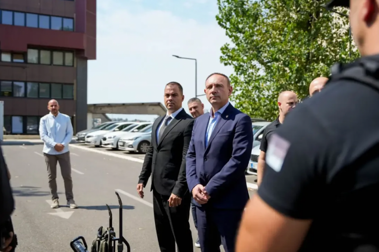 Vailjević posetio Upravu za tehniku: Sa rukovodstvom razgovarao o rezultatima rada (FOTO)