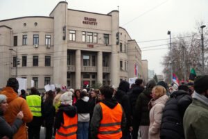 DANAK NAKON BLOKADA FAKULTETA DOLAZI NA NAPLATU! Oko 2.500 studenata ove godine otišlo na studije u Sloveniju, a posledice višemesečnih blokada tek će se videti!