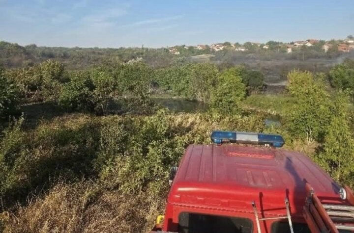 DECU SMO IZVLAČILI IZ VATRE: Plamen progutao kuću porodice iz Smederevske Palanke, sve je nestalo za par minuta (FOTO)