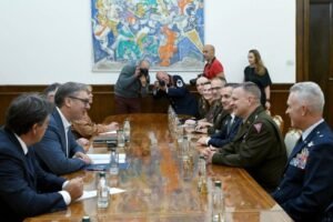 "DETALJNIJE SAM GA UPOZNAO SA SVE IZRAŽENIJIM TENZIJAMA NA KOSOVU I METOHIJI:" Predsednik Vučić razgovarao s komandantom Nacionalne garde Ohaja (FOTO)