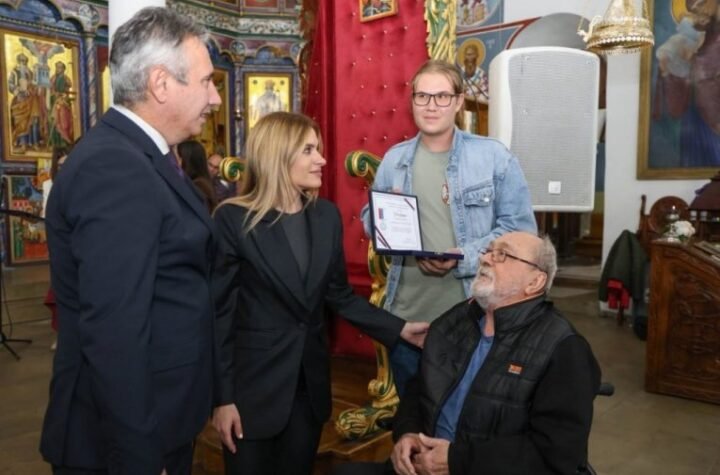 Đurđević Stamenkovski u Vranju uručila Boračke spomenice ratnim vojnim invalidima i porodicama palih boraca (FOTO)