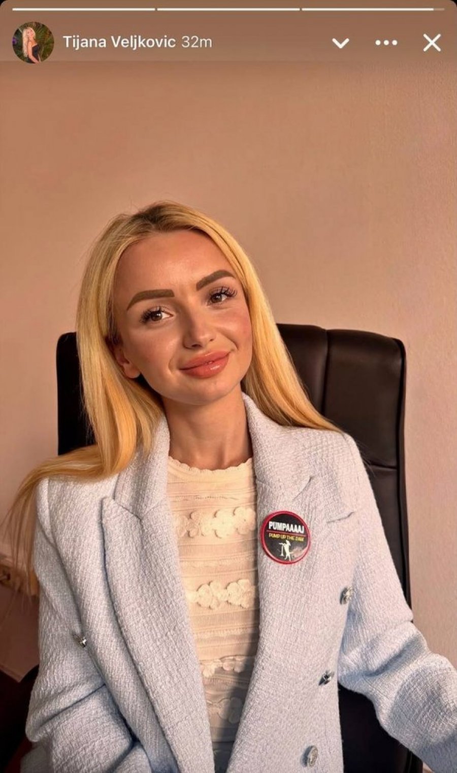 EVO KO PODRŽAVA BLOKADERE: Kurtijeva uzdanica Tijana Veljković "pumpa" za sve pare!