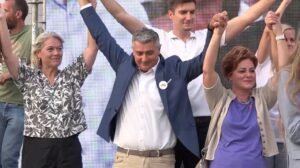 Evo ko je Ilija Srdanović, prvi na 'studentskoj' listi: Ovakvi da vode Srbiju?