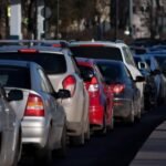 HAOS NA AUTO-PUTU KA SURČINU! Kolona duga nekoliko kilometara, a evo i zbog čega!