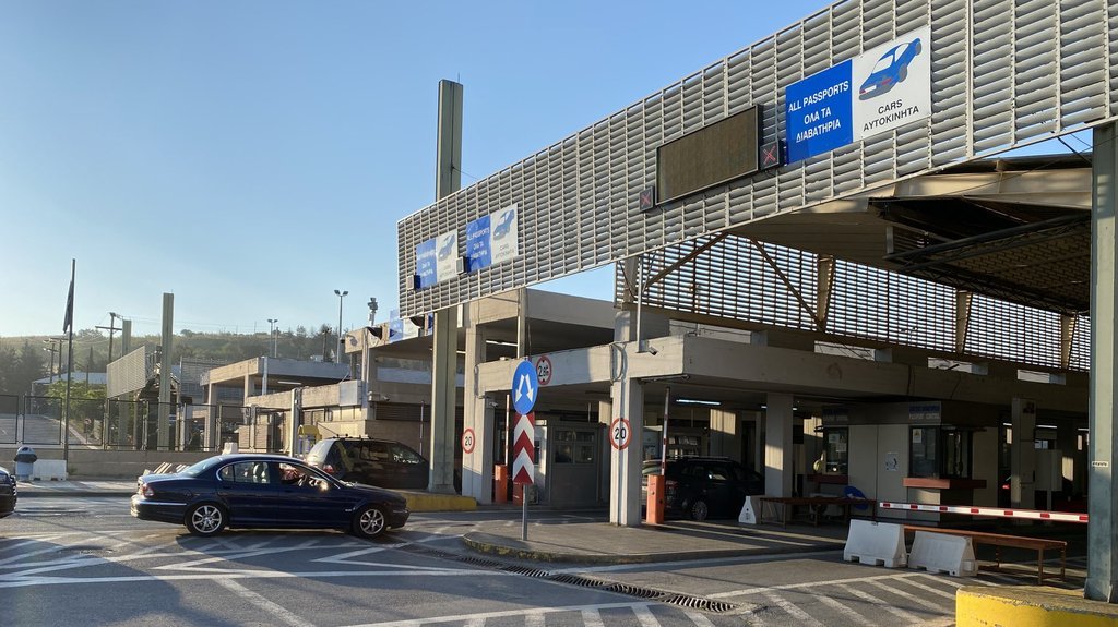 Haos na granicama: Kolonama na Preševu ne vidi se kraj