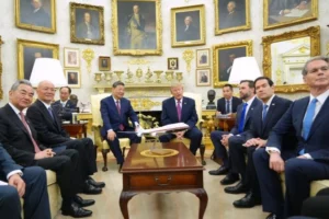 ISTORIJSKI SUSRET DONALDA TRAMPA I SI ĐINPINGA U VAŠINGTONU! Završen bilateralni sastanak dvojice lidera (FOTO)
