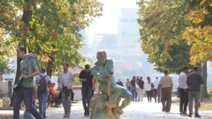 Leto se ne predaje ni krajem septembra: Još jedan topao dan, a onda stižu zahlađenje i hladni front
