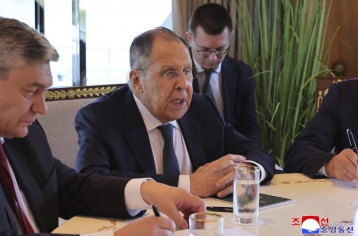 "NEMAČKA NAM JE OBJAVILA RAT!" Oglasio se Lavrov i poslao BRUTALNU poruku Mercu - OVO NIKAKO NIJE DOBRO!