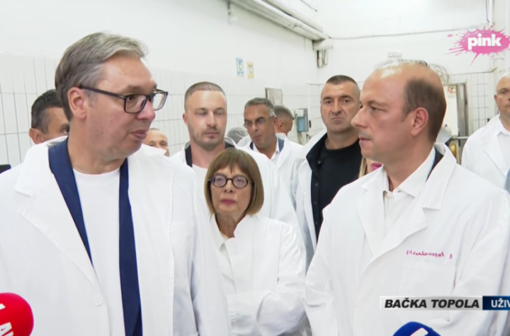 PREDSEDNIK u MALOM IĐOŠU: Vučić kao i svaki put do sada - odgovarao na molbe i zahteve građana!