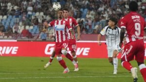 Pobeda u Pančevu: Fudbaleri Crvene zvezde golom Loizua u 89. minutu savladali Železničar