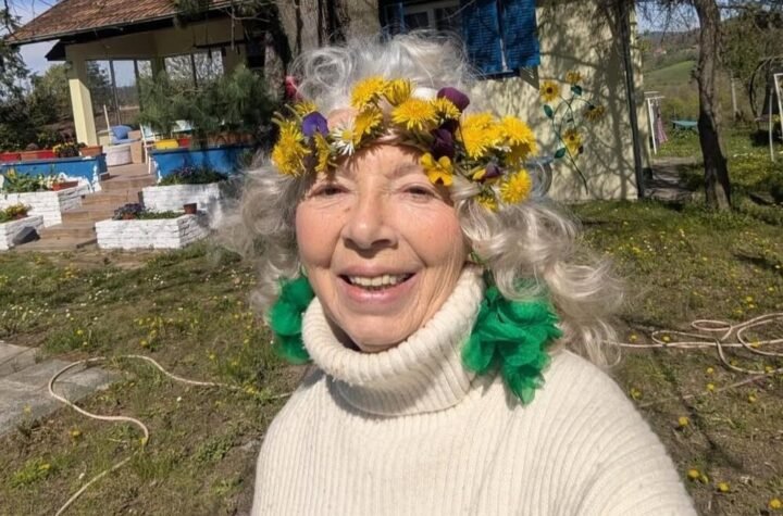 STIGLA PRINOVA KOD MAJE VOLK (67)! Pevačica puca od sreće, a beba nosi NIKAD ČUDNIJE ime