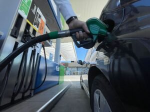 Stigle su nove cene goriva: Važiće do sledećeg petka