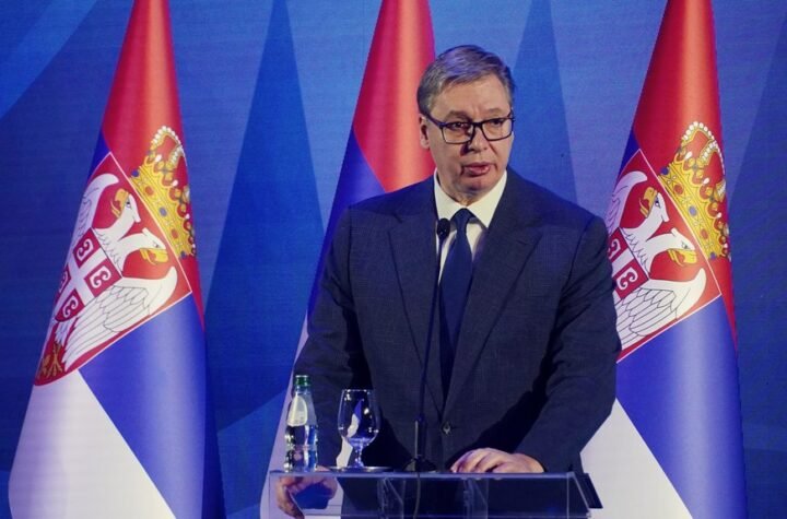 TAČNO U 12 SATI: Vučić sutra uručuje odlikovanja povodom Dana srpskog jedinstva, slobode i zastave
