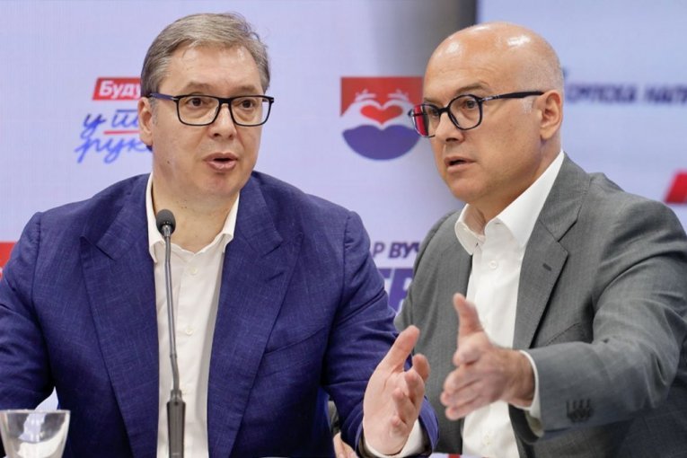 UGROŽENO SRPSTVO U VOJVODINI Vučić i Vučević povukli crvenu liniju, čuvaju jedinstvo Srbije!  Stara ideja dobila novo ruho- hoće da nam promene istoriju, identitet i simbole!